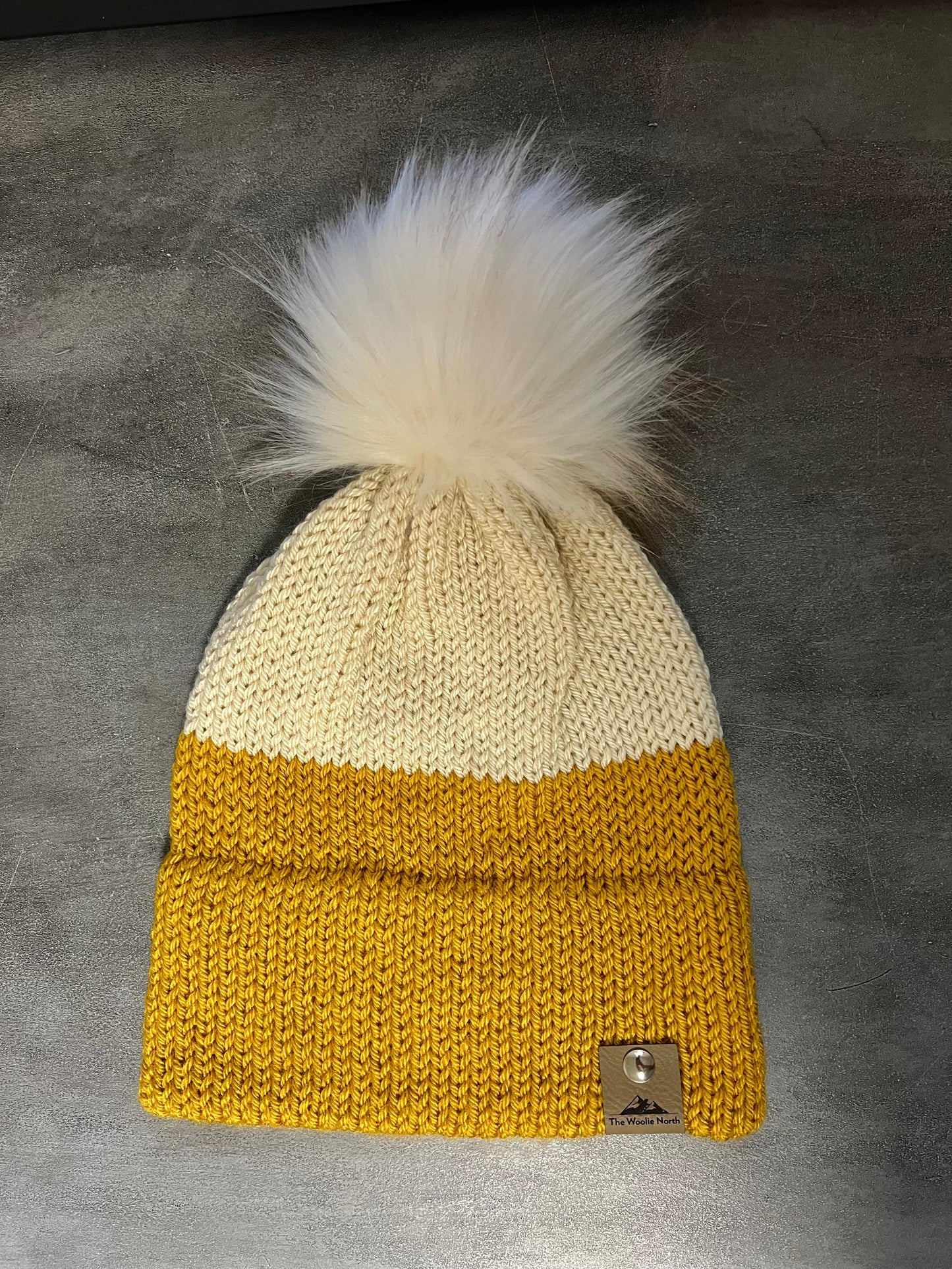 Two-Tone Toque