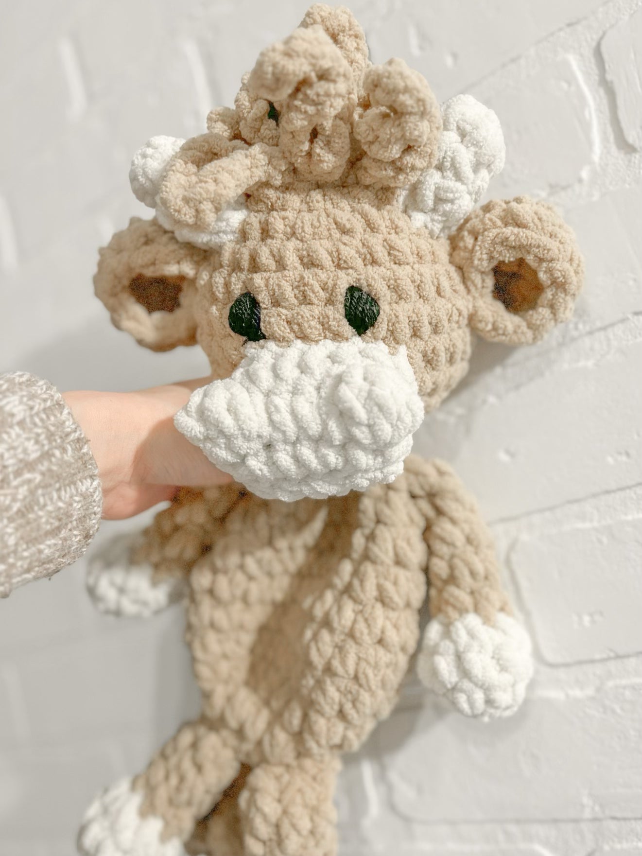 Hicks The Highland Cow Snuggler